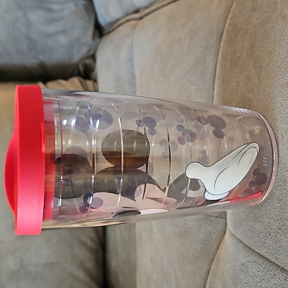 Disney Tervis Insulated Mickey Mouse Tumbler (16 oz) - Picture 2 of 6
